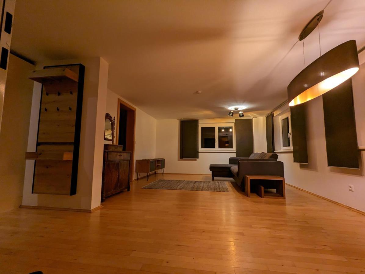 Ferienwohnung Apimundi เลาเทอราค ภายนอก รูปภาพ