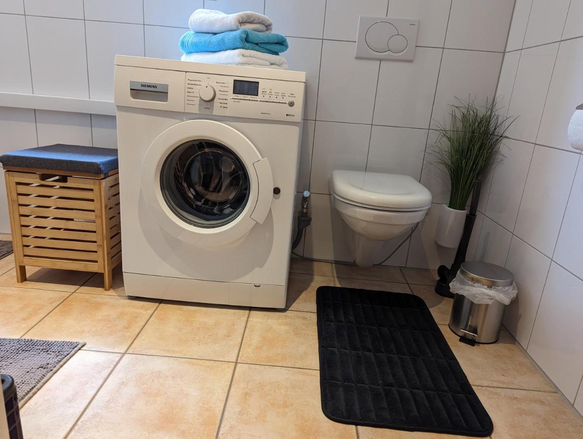 Ferienwohnung Apimundi เลาเทอราค ภายนอก รูปภาพ